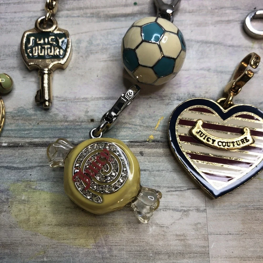 100% Authentic Vintage Juicy Couture Charm Bracelet‎ w/ 6 Charms